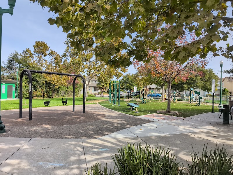University Square Park photo 2