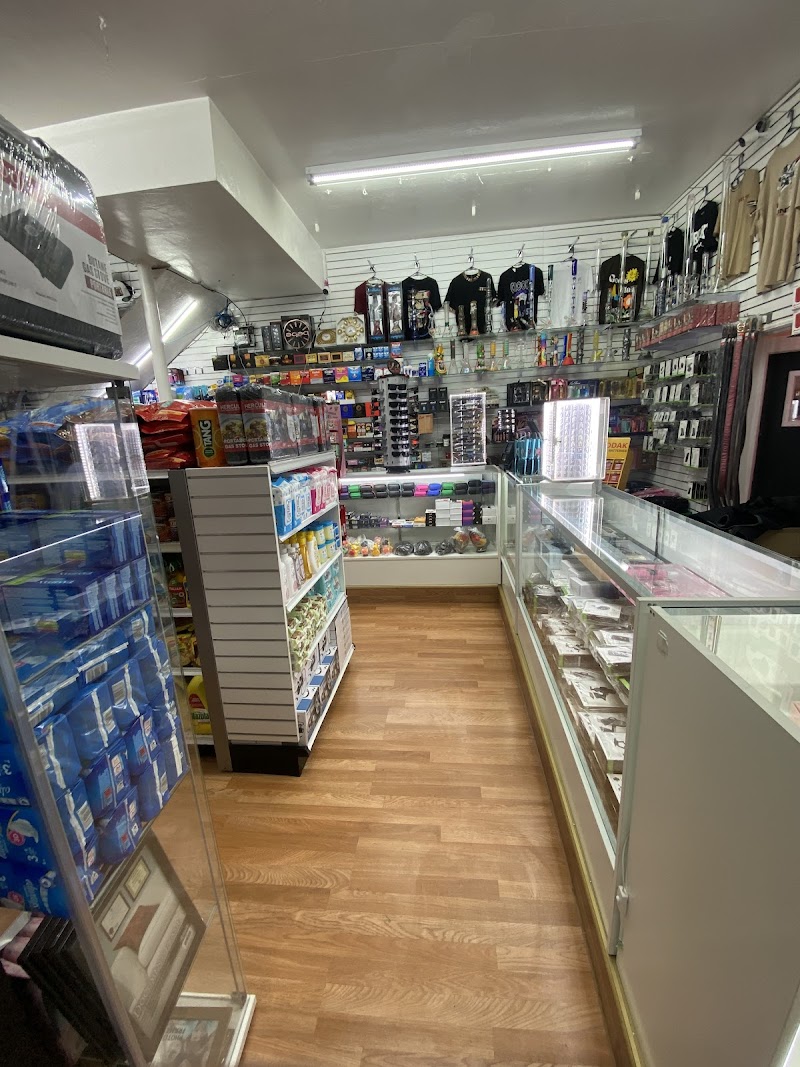 23RD convenience Market photo 2