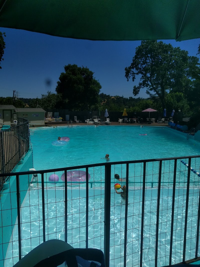 Oak Springs Pool & Clubhouse photo 4