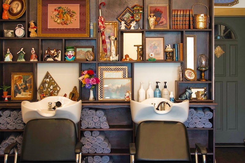 Charm School Salon photo 3