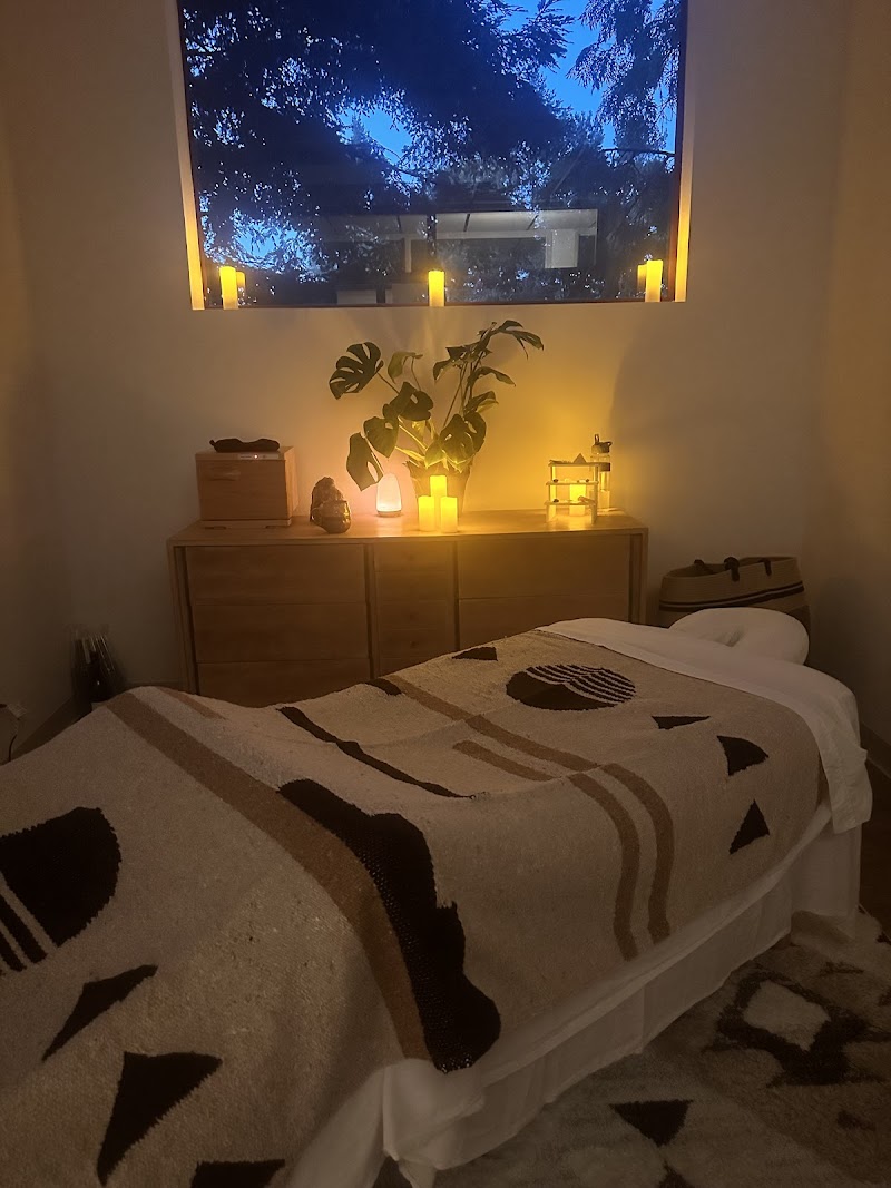 AromaSoul Massage Therapy photo 4