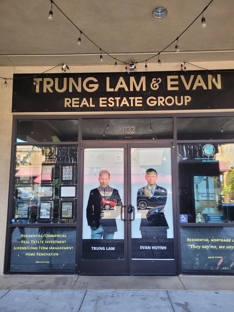 Trung Lam & Evan Huynh photo 2