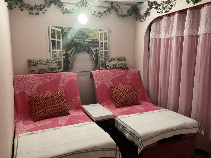 Eden on Palm Harbor Massage photo 5