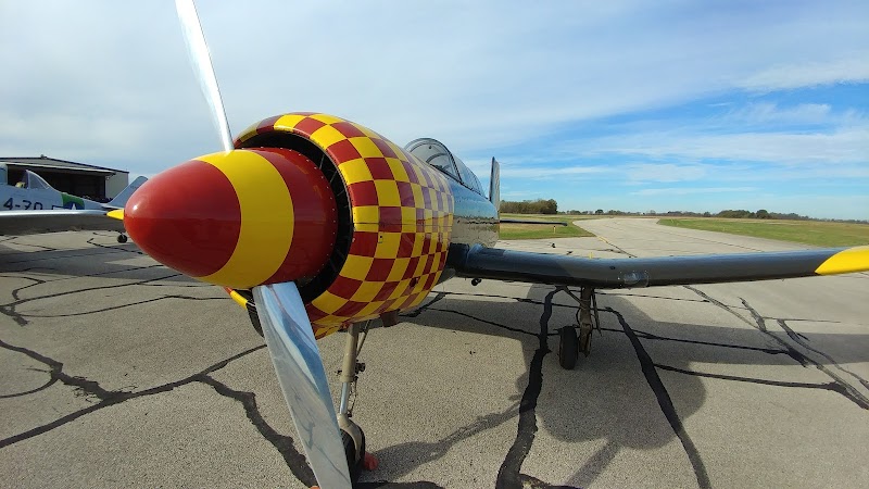 Atkinson Municipal Airport photo 3