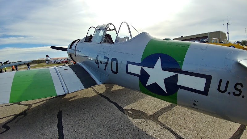 Atkinson Municipal Airport photo 4