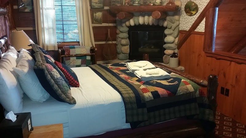 Grand Pines Resort & Motel photo 2