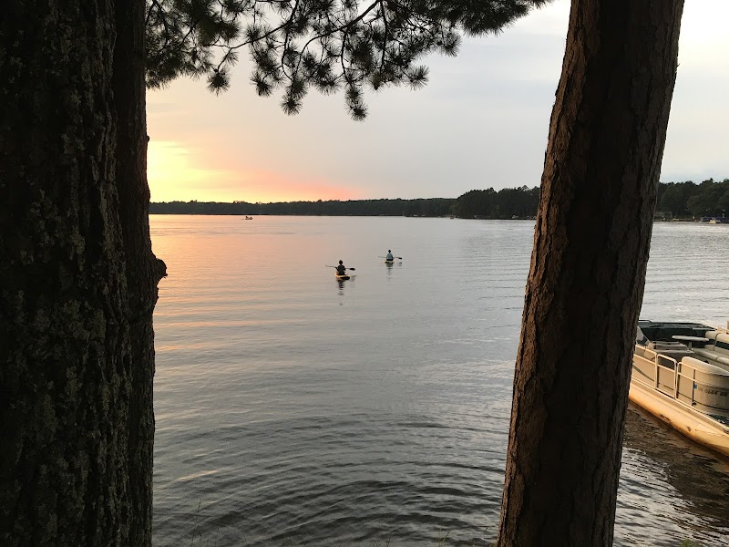 Grand Pines Resort & Motel photo 3