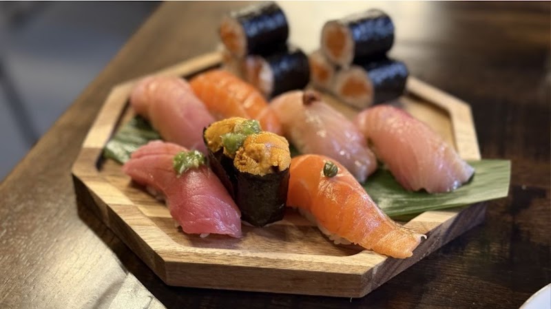 Hakkai Nigiri Bar & Tapas photo 2