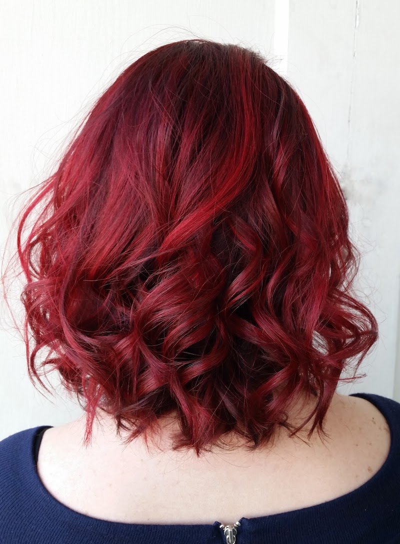Artisan Salon- CA photo 3
