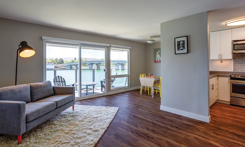 The Lagoons Apartments photo 4