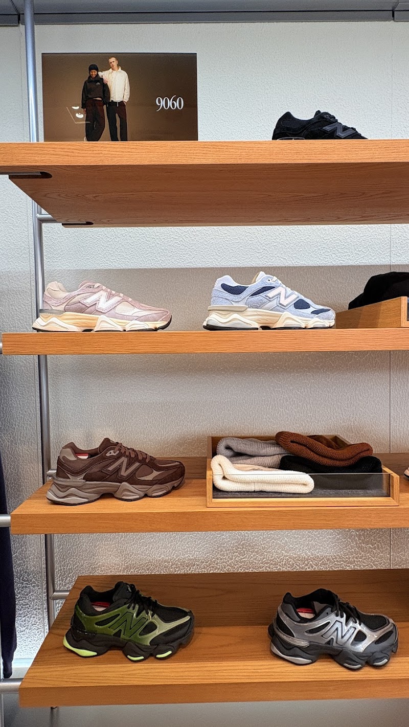 New Balance Corte Madera photo 3