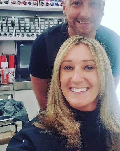 Derk Hollar Hair Studio photo 3