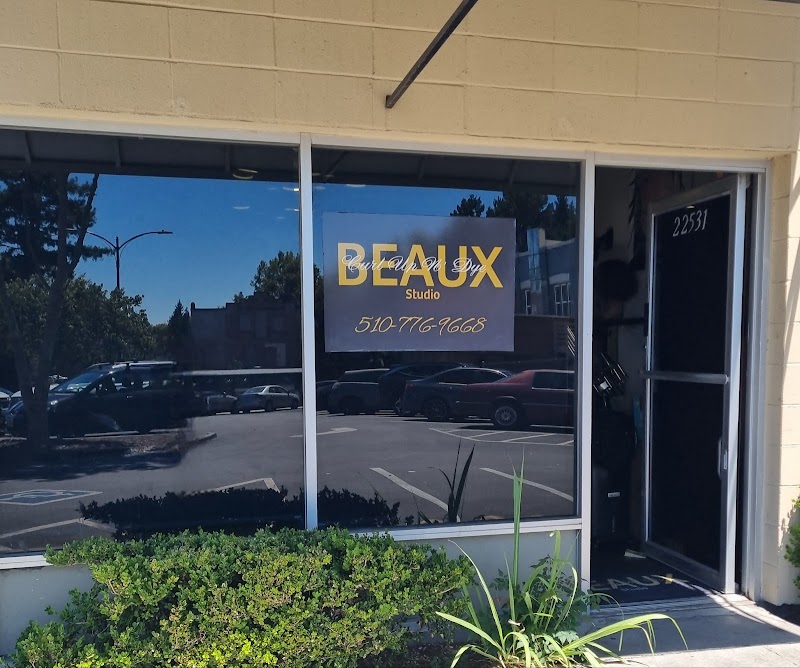BEAUX CURL UP N'DYE STUDIO photo 2