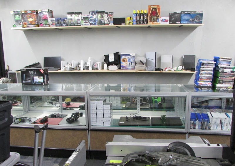 Phoenix Gold and Silver Pawn photo 4