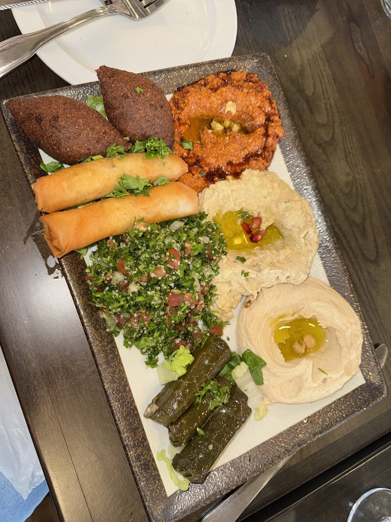 Darna Mediterranean Grill photo 5