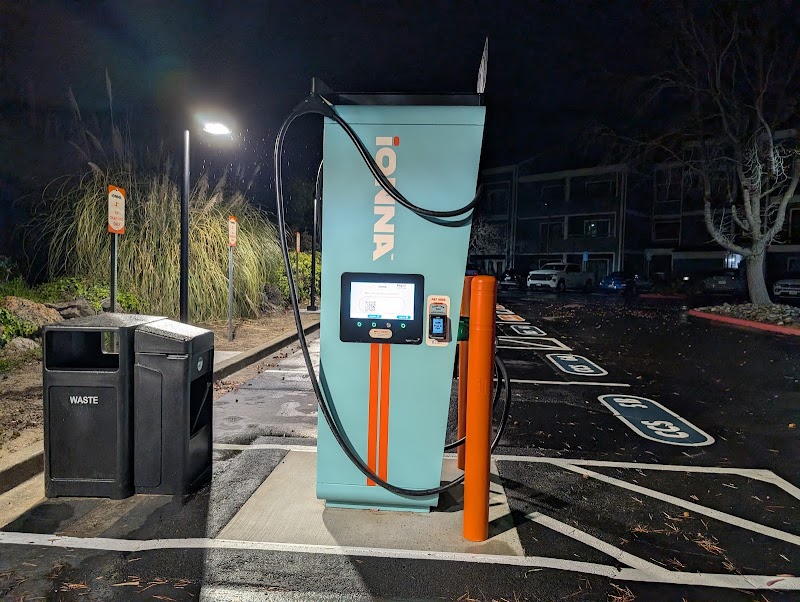 IONNA Charging Station photo 3