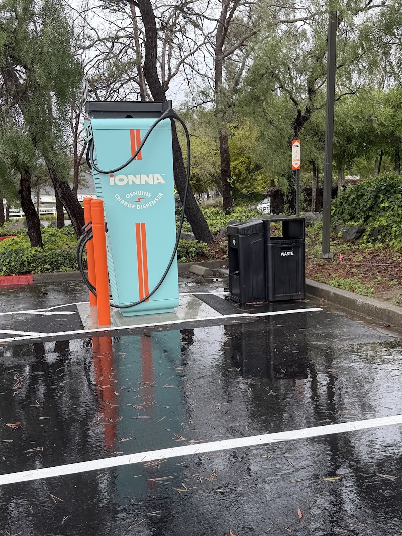 IONNA Charging Station photo 2