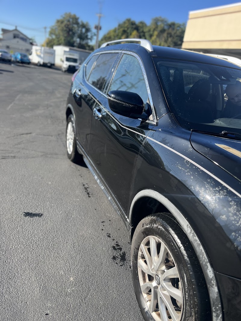 Hertz Car Rental - Rochester, Webster - Empire Blvd Hle photo 5