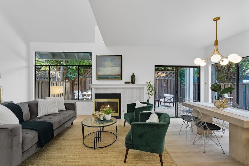 Alana Corso, Real Estate Broker photo 2