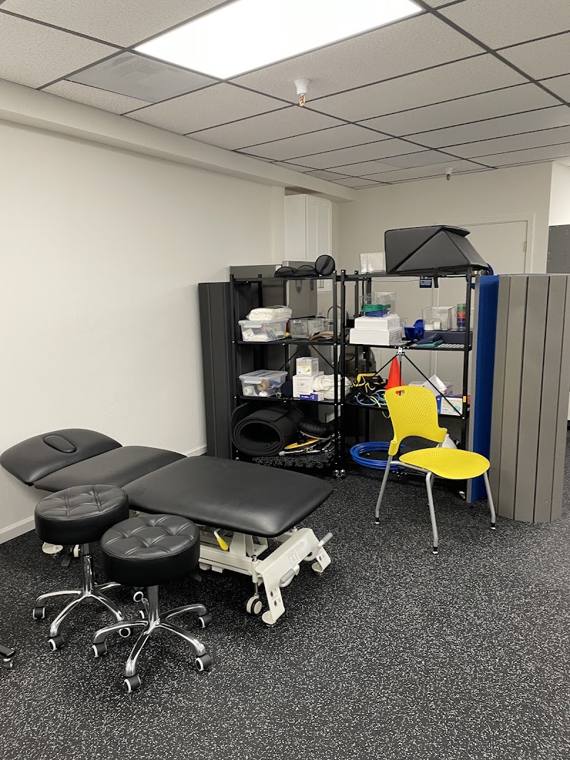 Challenger Sports Physical Therapy photo 3