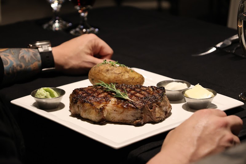 Matthew's Steakhouse photo 2
