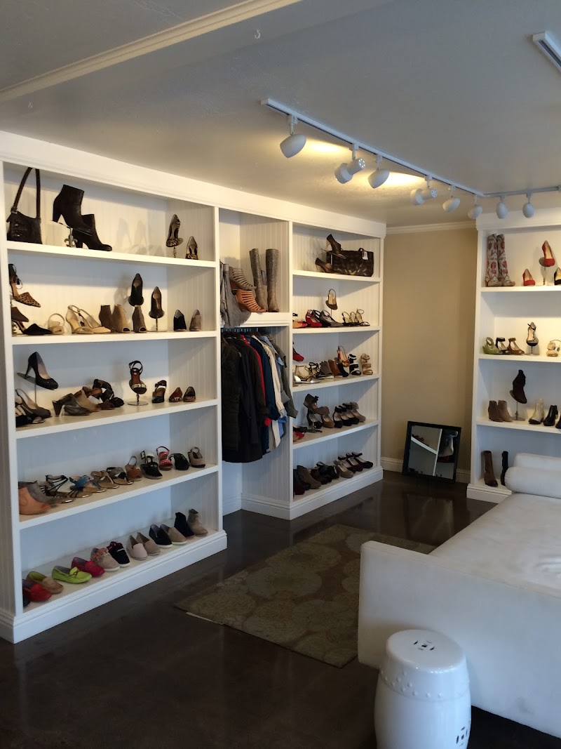 Gina's Boutique photo 5