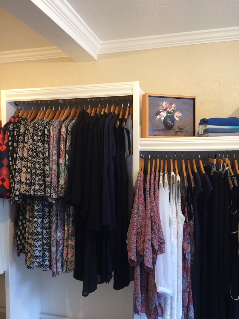 Gina's Boutique photo 3