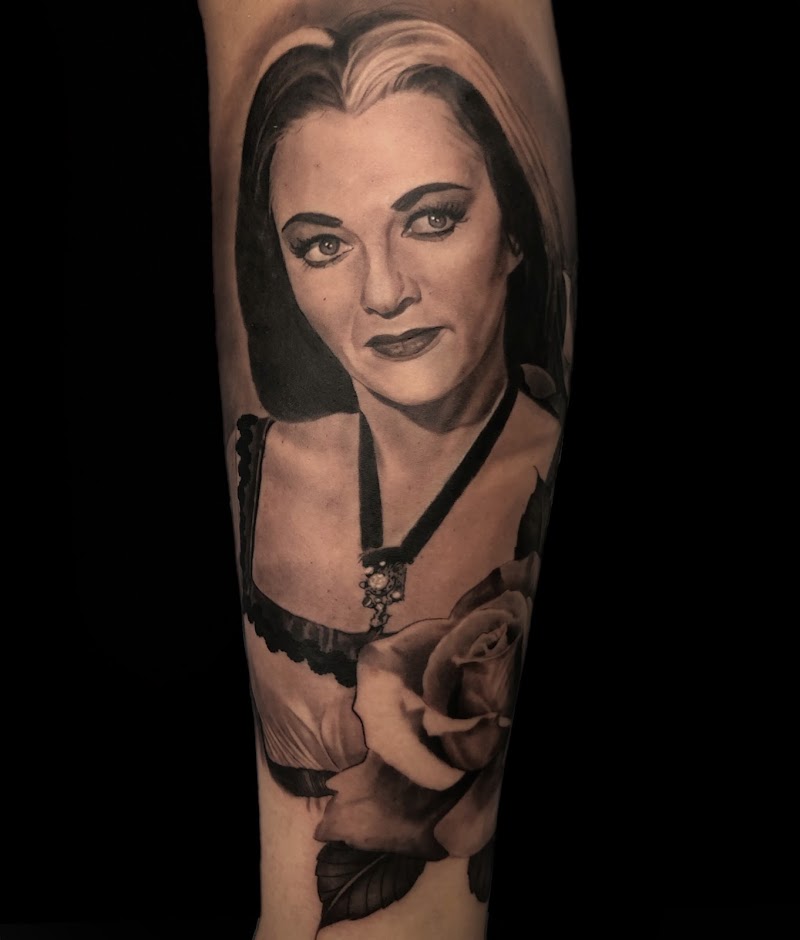 Eden's Edge Tattoo photo 2
