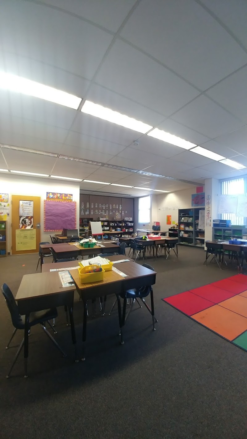 Highland Lakes Elementary School photo 2
