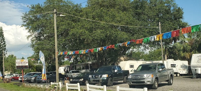 East Lake Auto & RV Sales Inc. photo 3