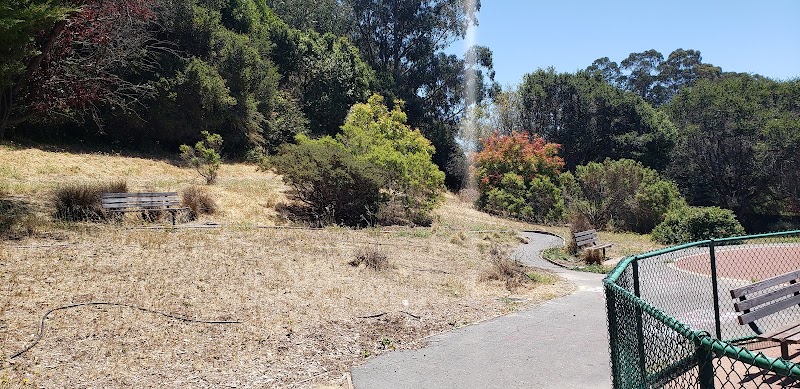 Green Slide Park photo 2