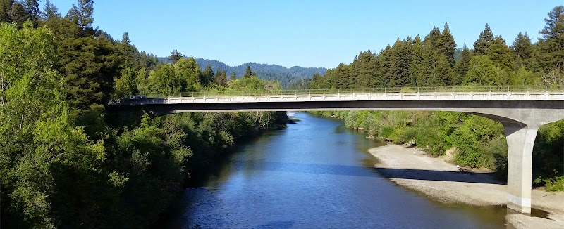 Berkshire Hathaway HS Sonoma County Properties photo 3