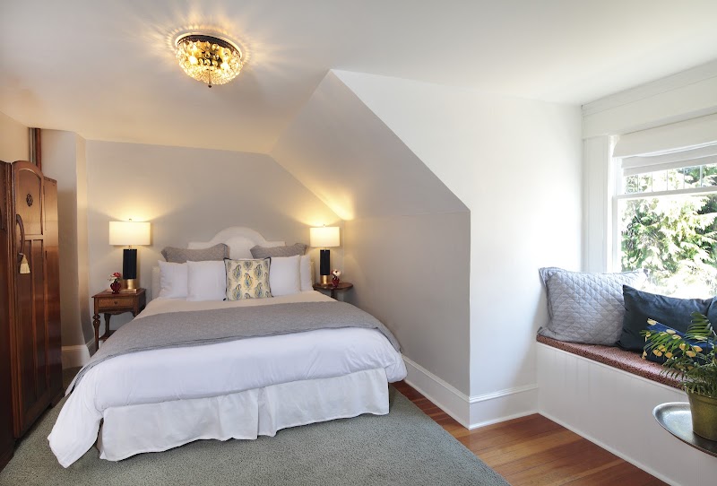 Calderwood Inn photo 2