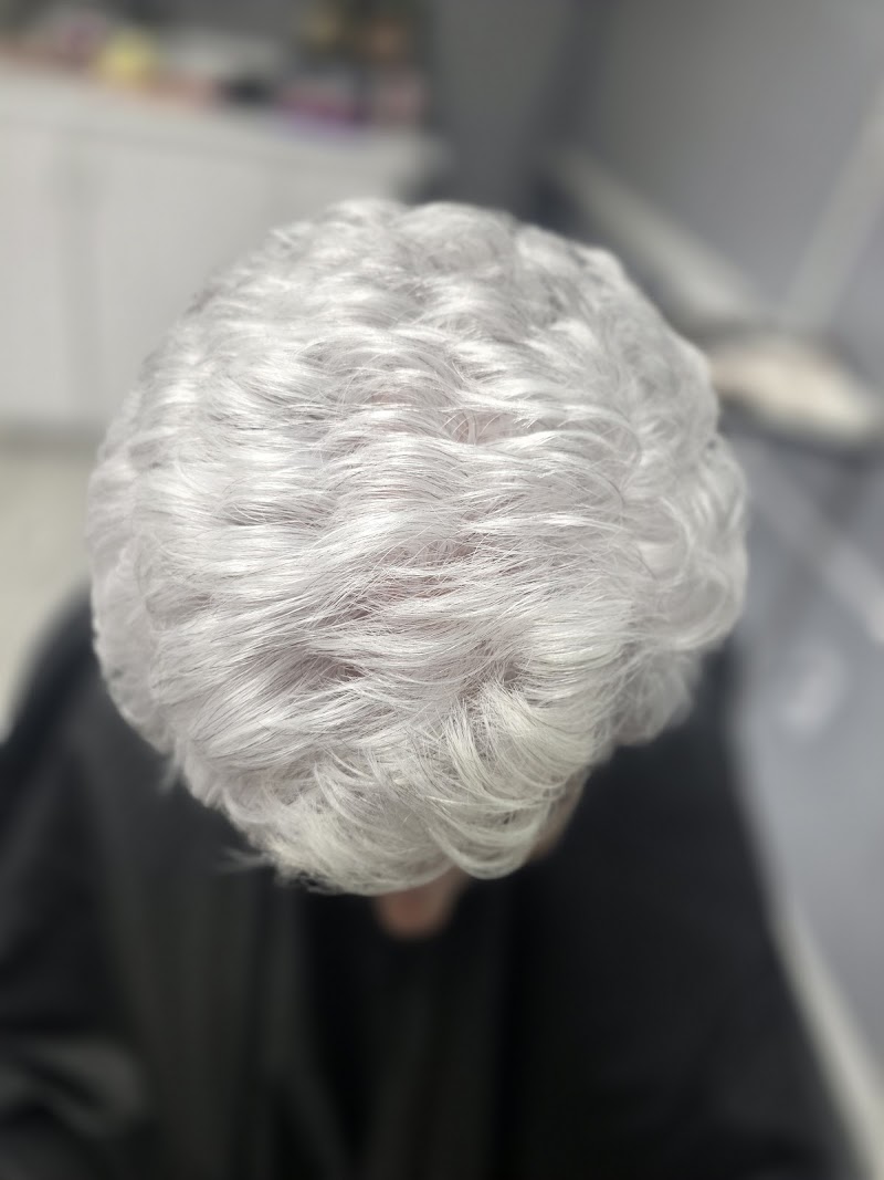 The HEATHERIE Salon photo 4