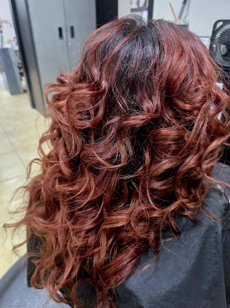 The HEATHERIE Salon photo 2