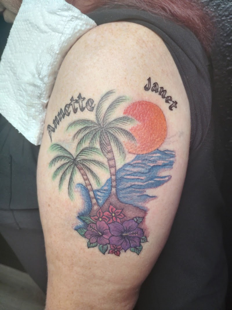VVV Tattoo photo 2