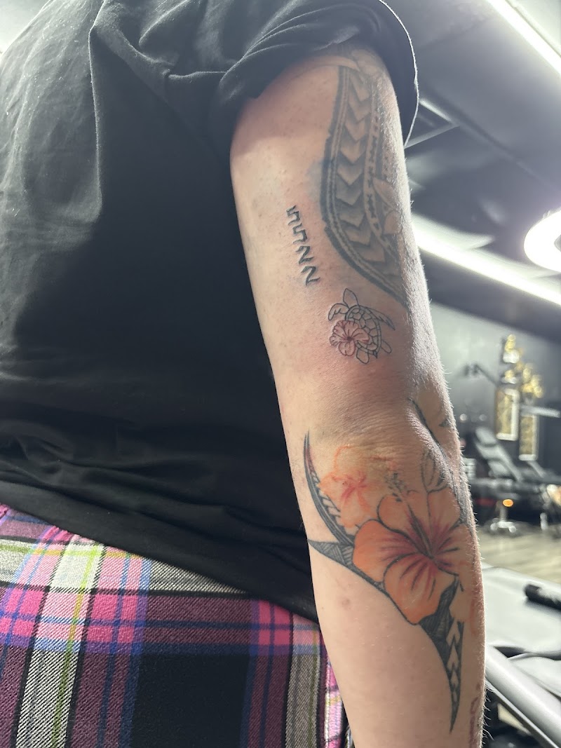 VVV Tattoo photo 4