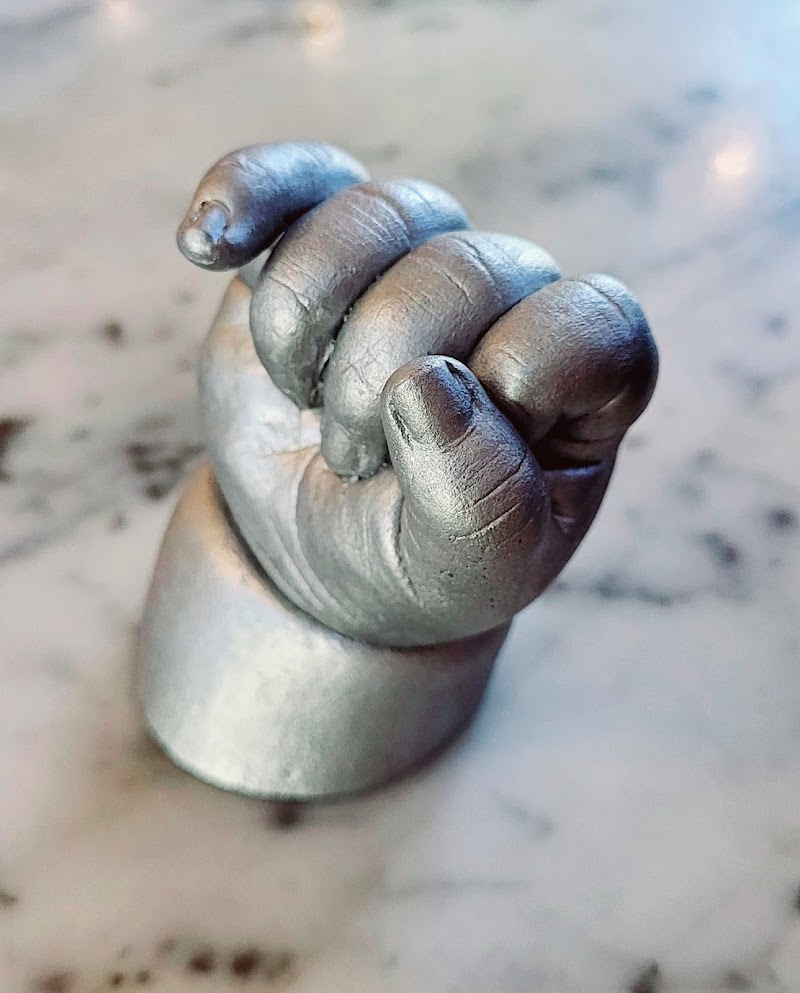 Gravenstine Studio: Life, Body Casting, mold making & fabrication Studio photo 4