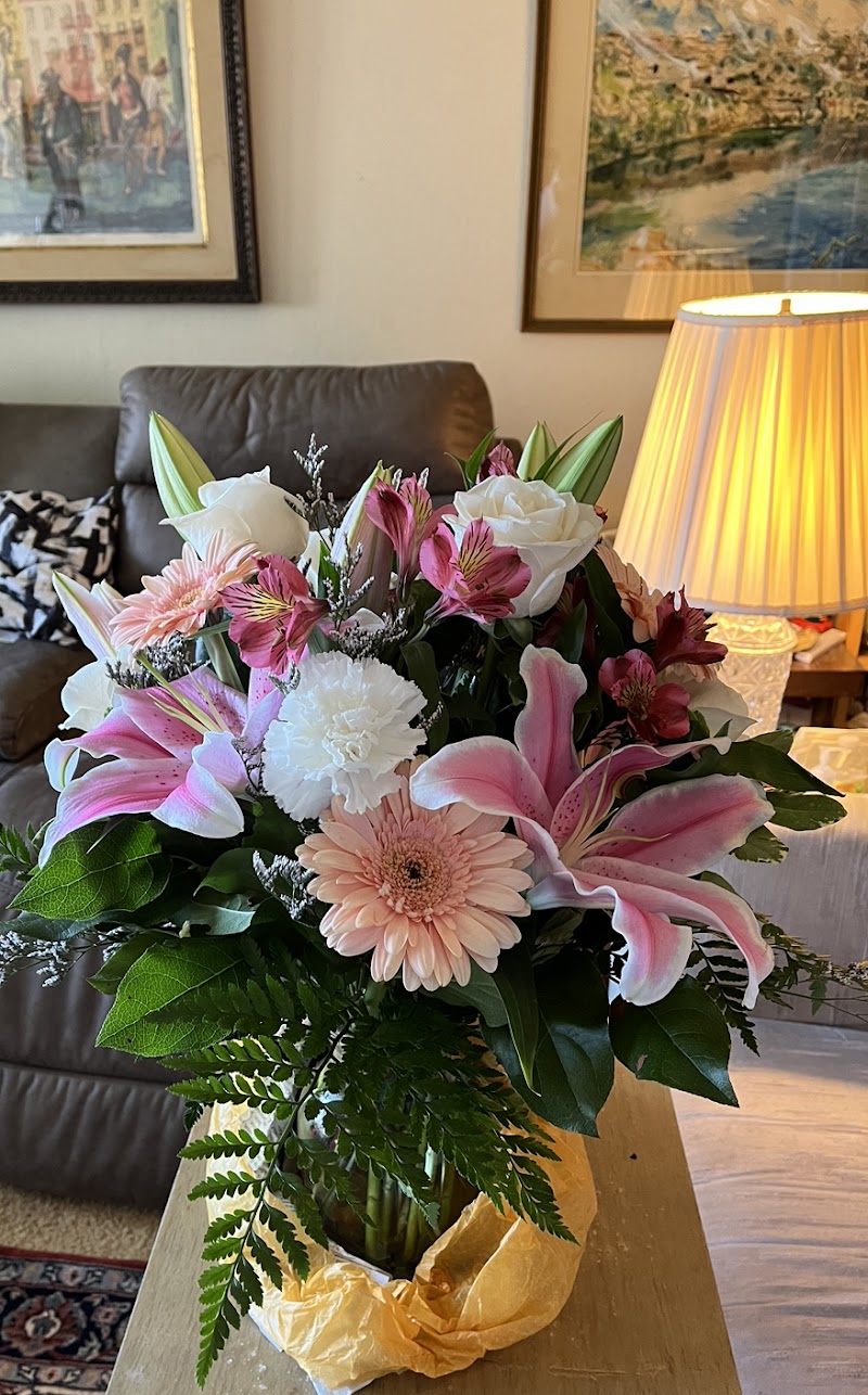 Emeryville Florist photo 2