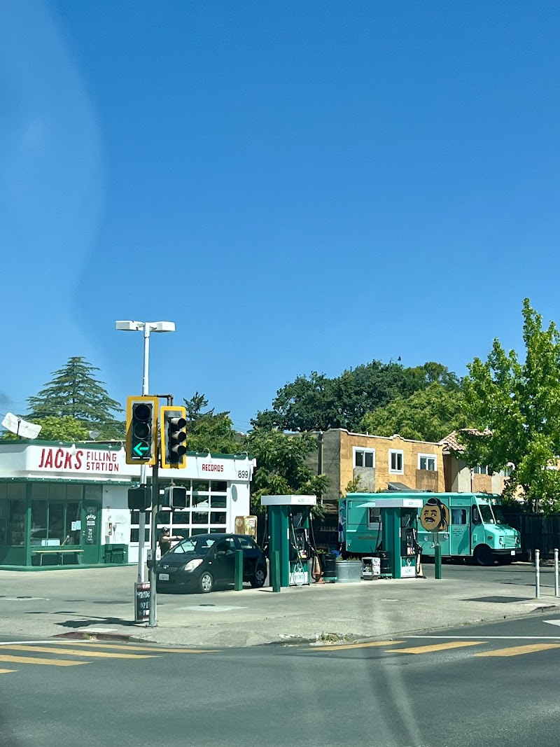 Jack’s Filling Station photo 4