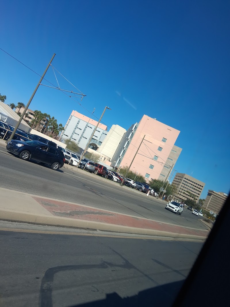SL/Cushing/Frontage Rd photo 2