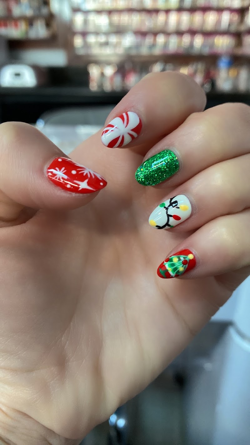 PLANT CITY NAILS & SPA photo 3