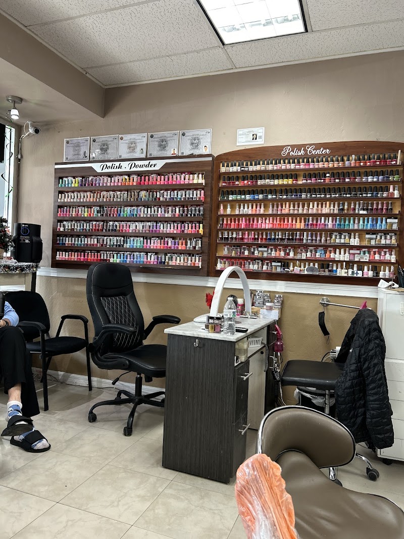 Love Nails photo 2