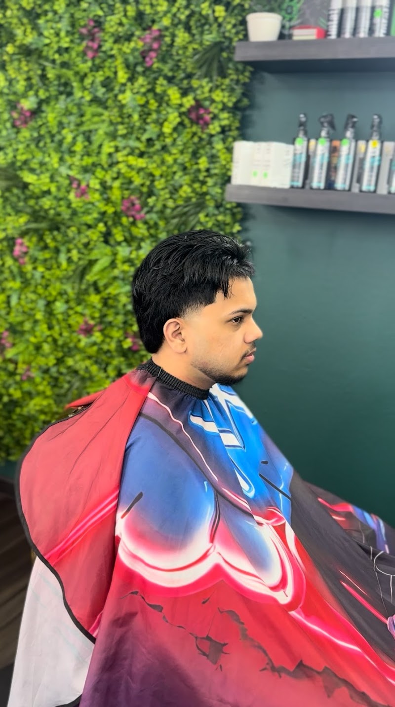 Hamed cuts barber shop photo 4
