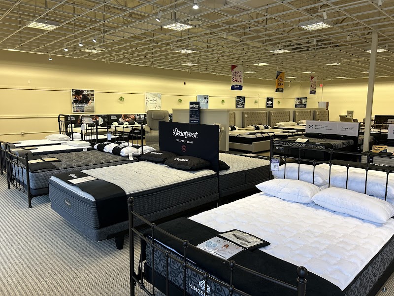 Mancini's Sleepworld Vallejo - Mattress and Furniture Clearance Center photo 2