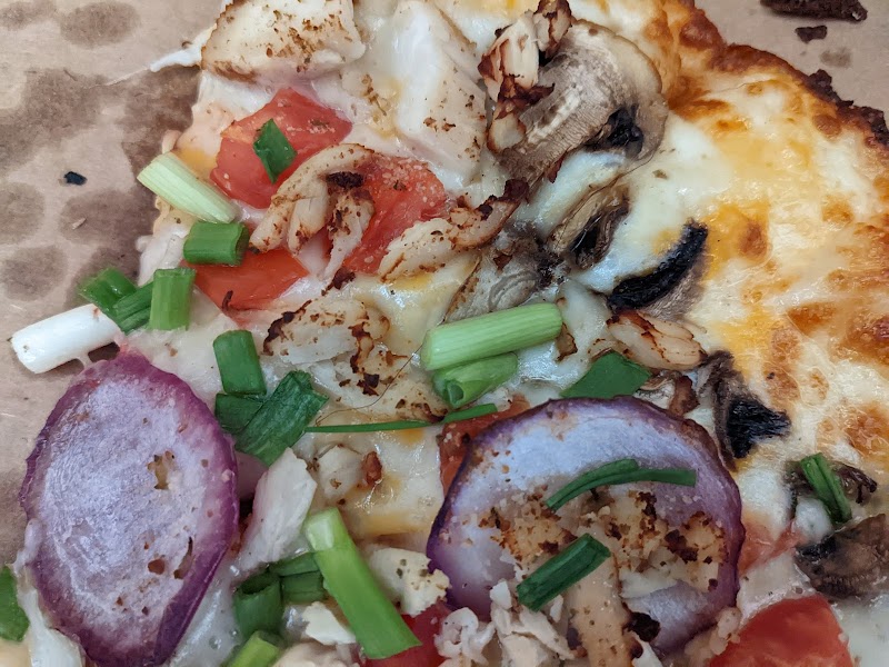 Round Table Pizza photo 4