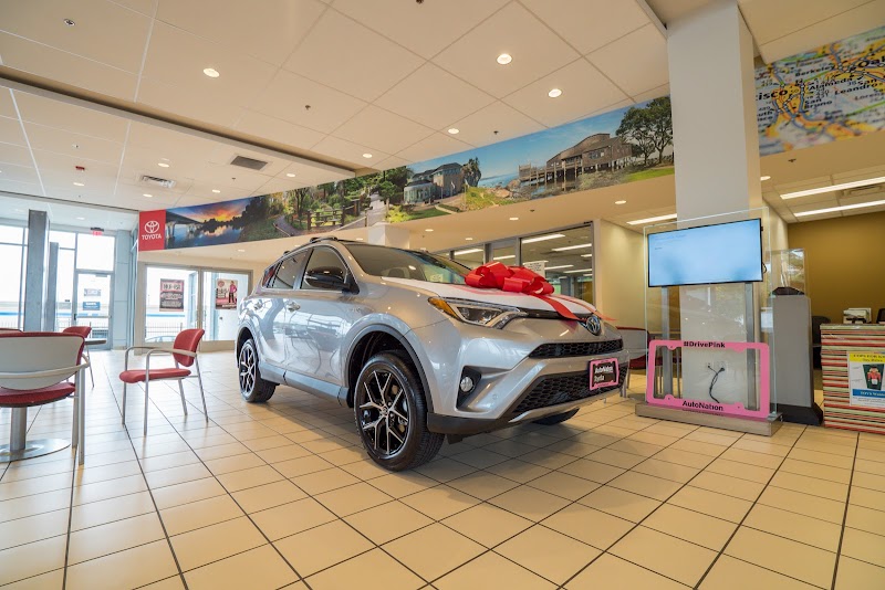 AutoNation Toyota Hayward photo 2