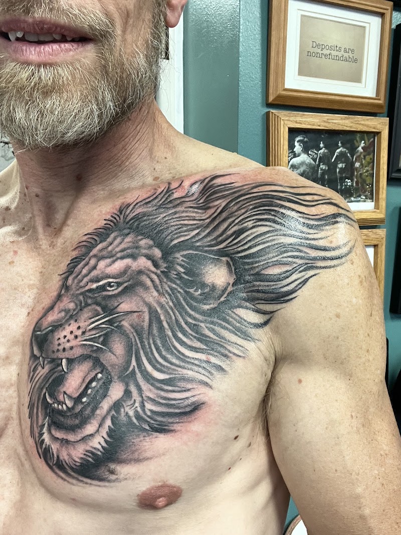 Black Label Tattoo photo 2
