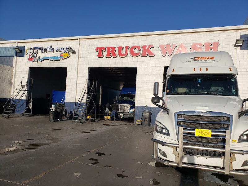 Little Sisters Truck Wash Eloy, AZ photo 4
