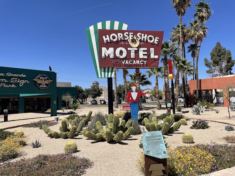 Casa Grande Neon Sign Park photo 5